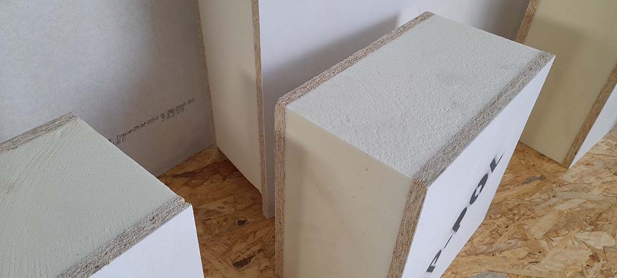 Panel SIP z widocznym rdzeniem